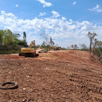 Incêndio subterrâneo em área de descarte de resíduos é totalmente extinto em Presidente Prudente